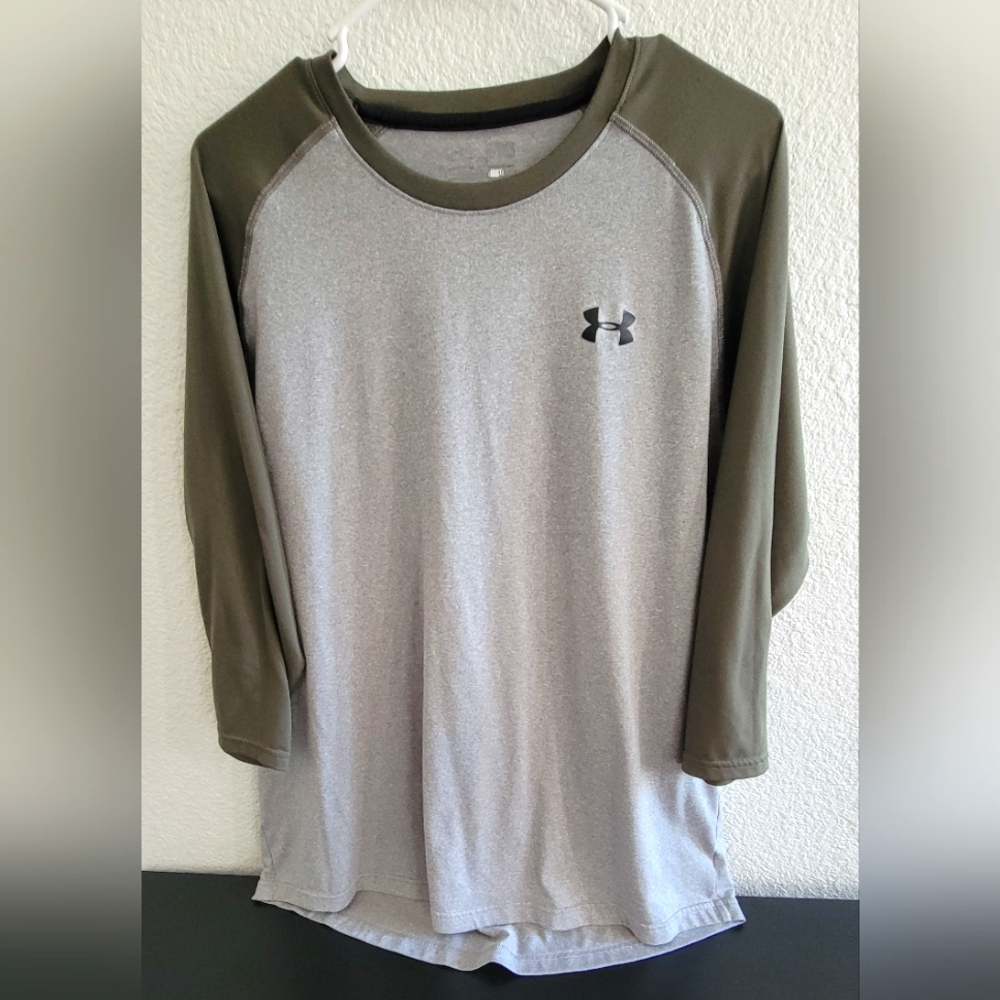 Under Armour Men's Baseball Tech 3/4 Sleeve Two-Tone Gray and Olive T-Shirt
